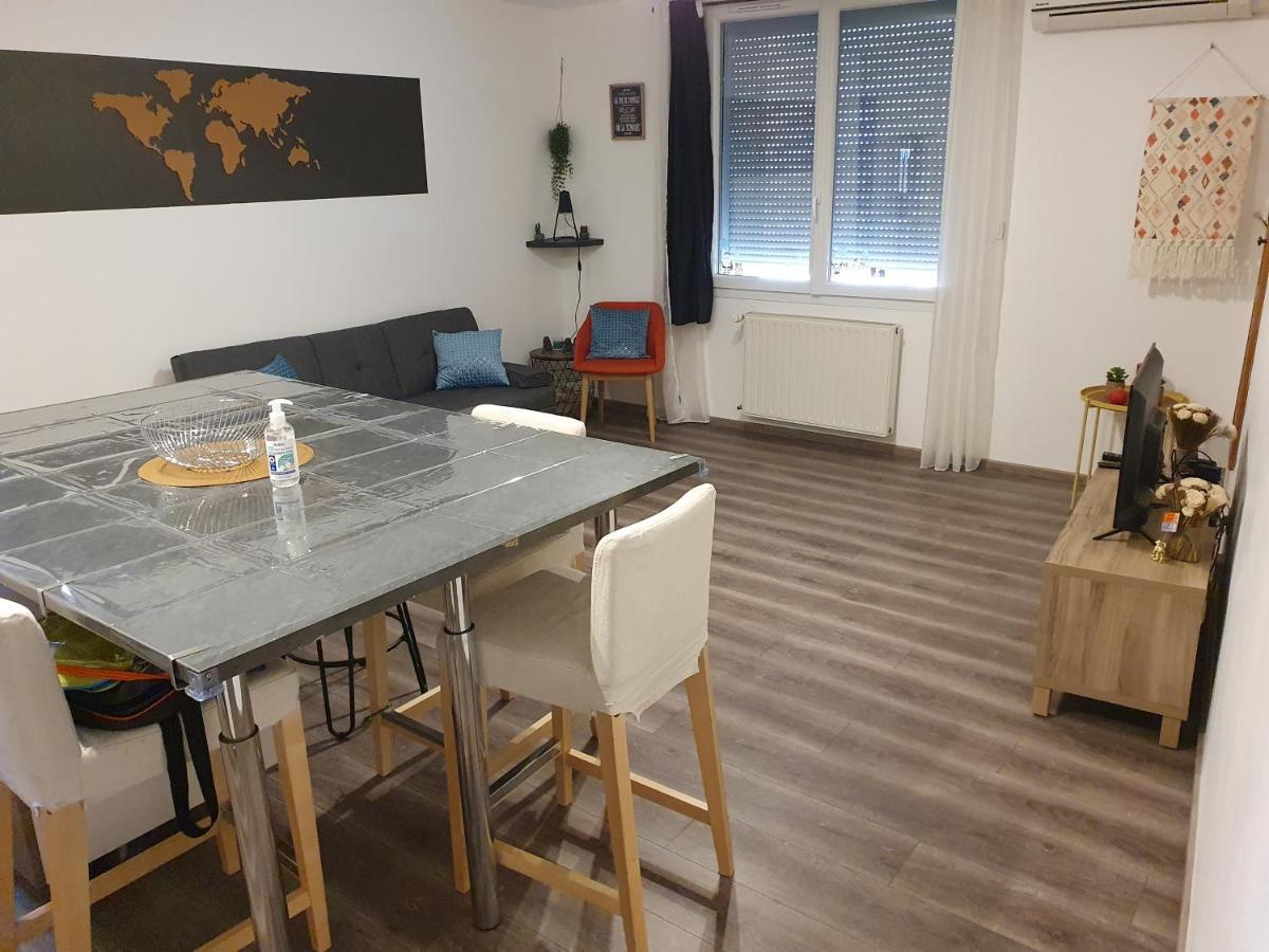 Le Petit Provencal Apartment Espeluche Luaran gambar
